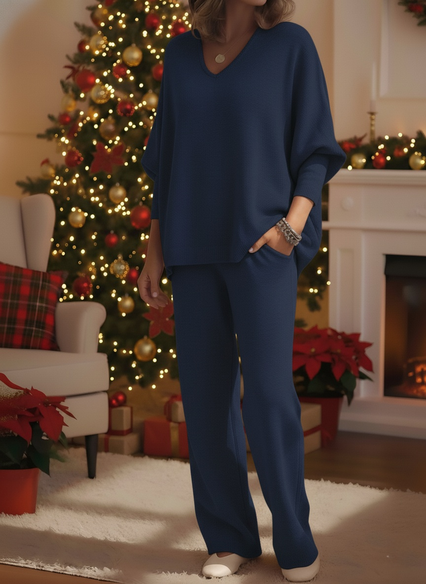 📦📦Buy 2 PCS for free shipping🔥 Women's Cozy Solid Color V-neck Knit Top And Pants Two-piece Set
