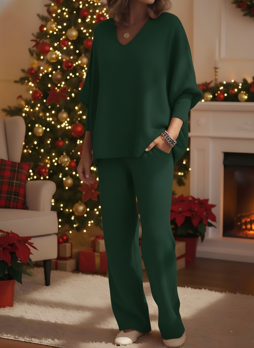 📦📦Buy 2 PCS for free shipping🔥 Women's Cozy Solid Color V-neck Knit Top And Pants Two-piece Set